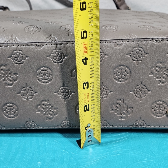 GUESS Womens Gerty Noel Tote Dark Taupe - Picture 12 of 13